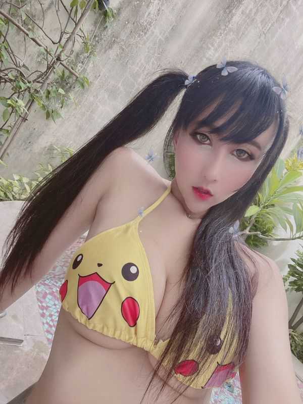 甜美的总机小姐